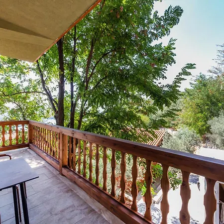 Nature House 3* Canaj