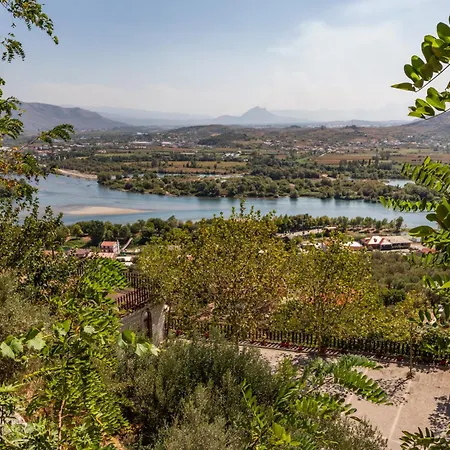 Nature House ホテル 3*