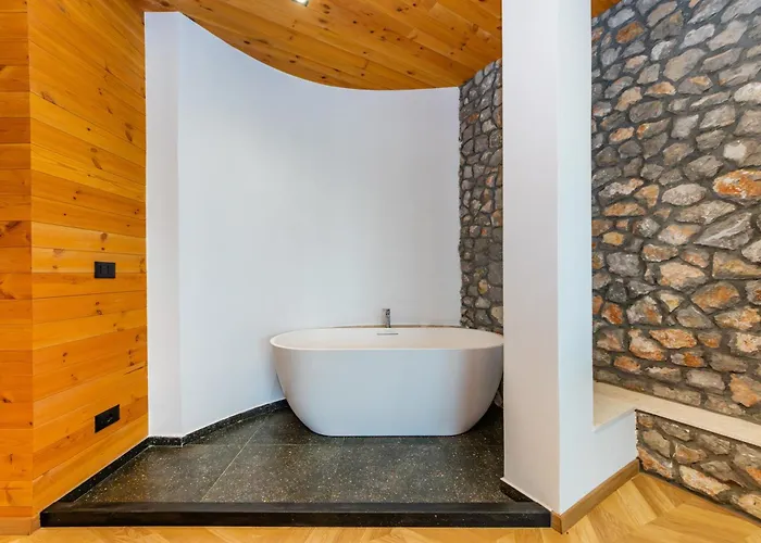 Nature House 3*