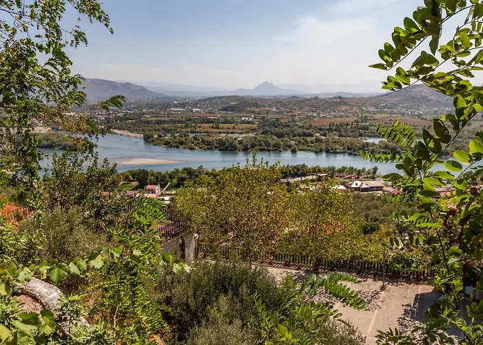 Nature House 酒店 3*